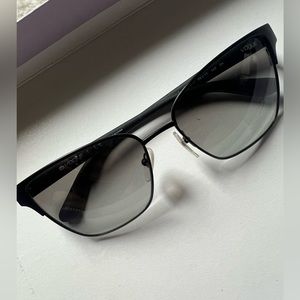 Vogue sunglasses never worn new with tags